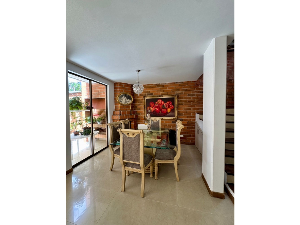 VENDO CASA DE 3 NIVELES SURAMERICA — foto 4