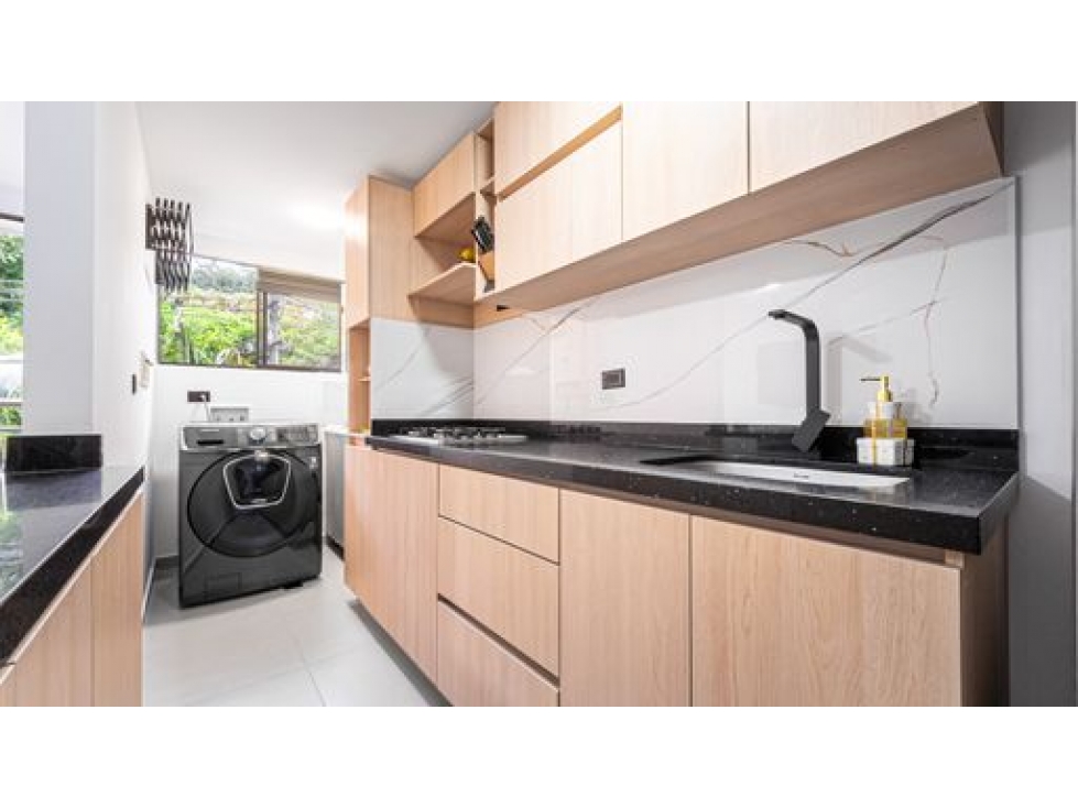 APARTAMENTO REMODELADO EN VENTA SECTOR LINARES, CERCA DE EL TESORO — foto 6