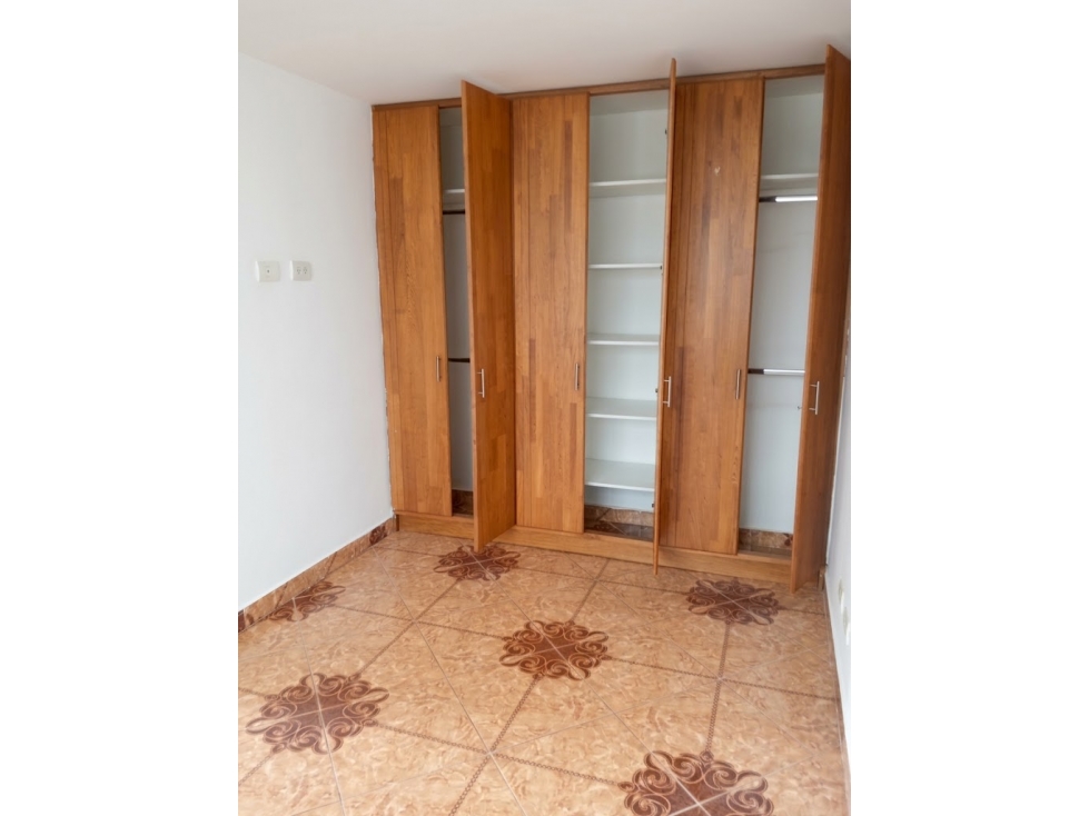 APARTAMENTO EN VENTA EN SABANETA CALLE DEL BANCO — foto 3