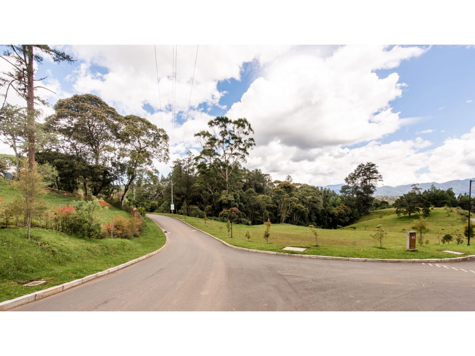 VENTA DE LOTE EN PARCELACIÓN HORIZONTES 5.102 M2 - 3