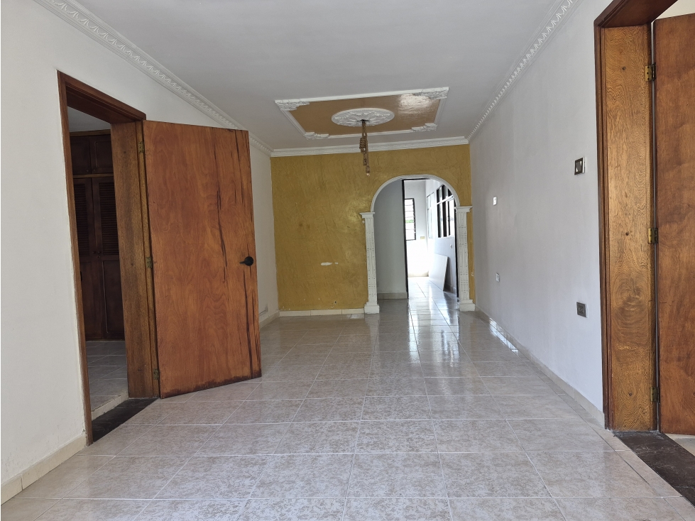 VENDO CASA 2DO PISO EN GIRARDOT-PARQUEADERO EN ANTEJARDÍN - 4