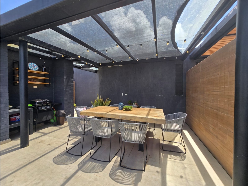 VENTA DUPLEX CON VISTA VERDE EN ALTO DE PALMAS , LICENCIA TURISTICA
