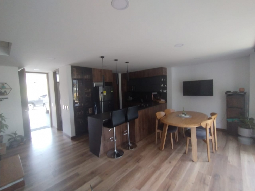 VENTA CASA EN LA URBANIZACION MAS COMPLETA DE EL RETIRO — foto 3