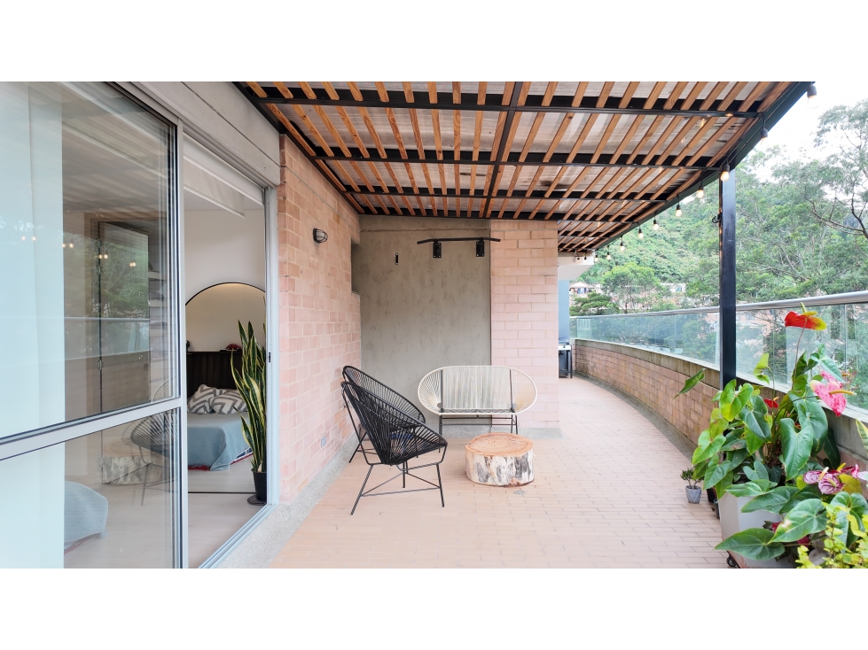 VENTA HERMOSO APTO CAMINO VERDE CON TERRAZA