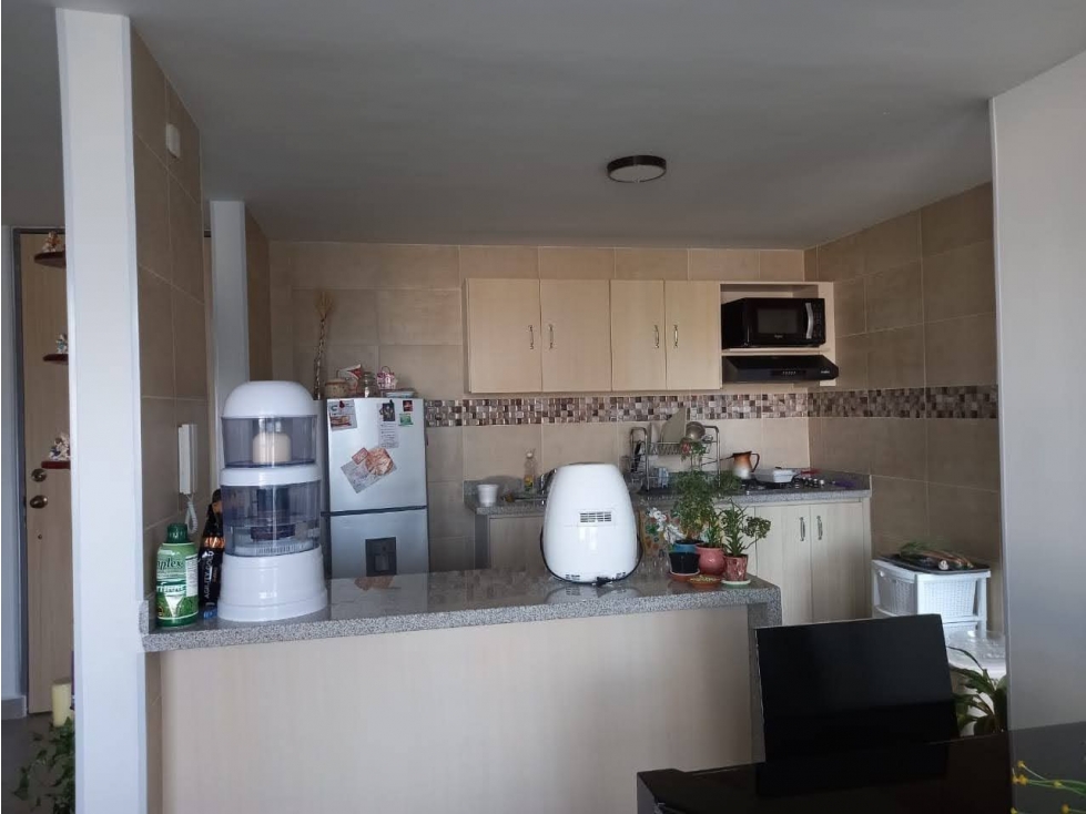 VENDO APARTAMENTO CONTIGUO MERCACENTRO POBLADO-OH — foto 6