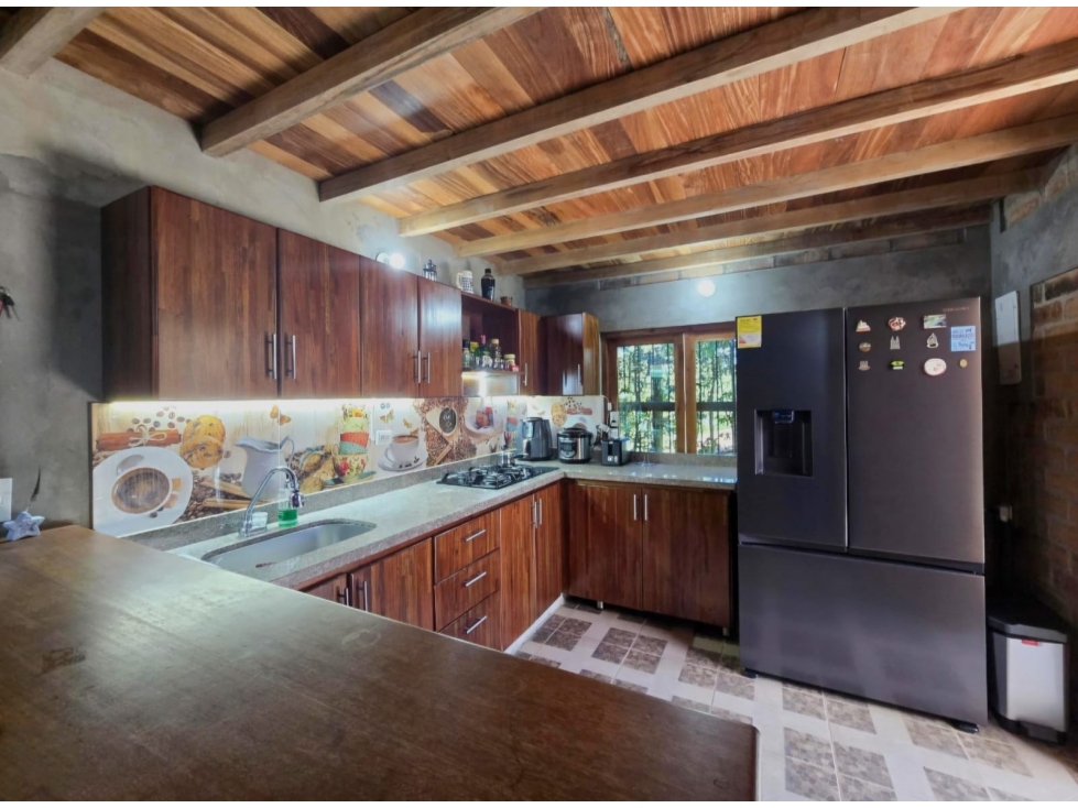 VENTA DE CASA CAMPESTRE EN SANTA ELENA VEREDA EL ROSARIO — foto 4