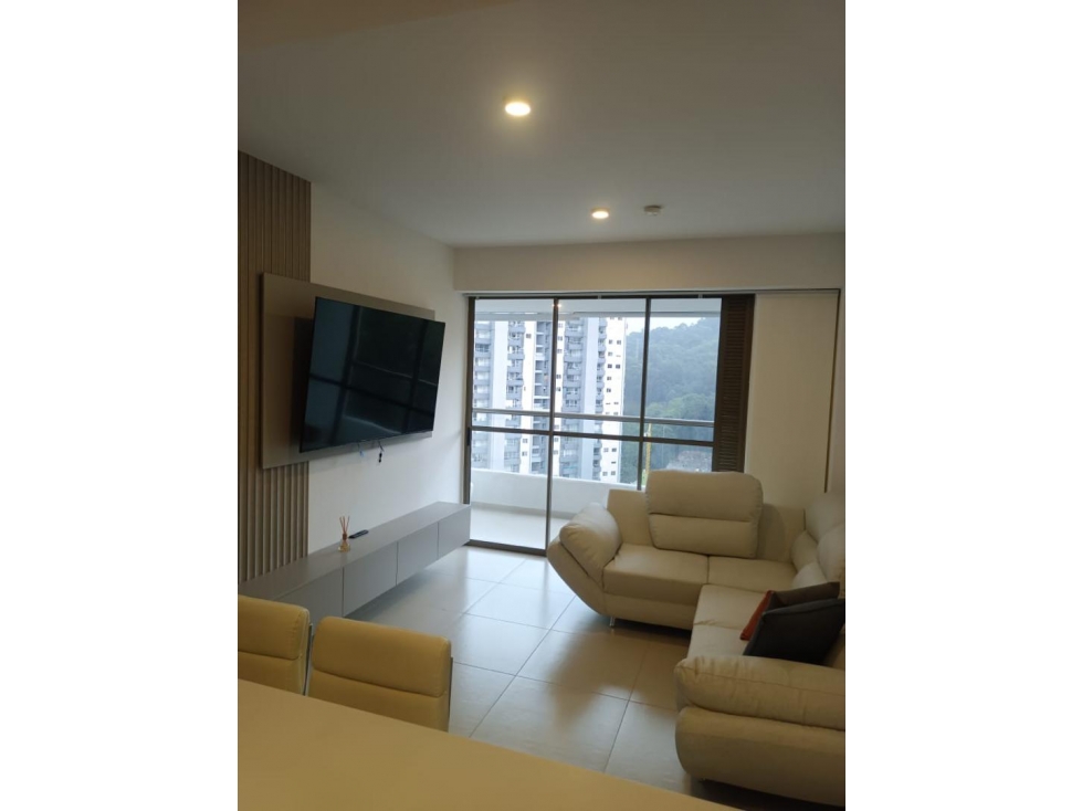 APARTAESTUDIO AMOBLADO CON PARQUEADERO EN VENTA EN SABANETA — foto 4