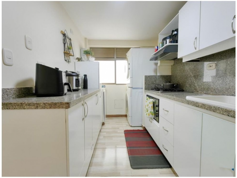 APARTAMENTO EN VENTA EN MEDELLIN? LOMA DE LOS BERNAL — foto 2