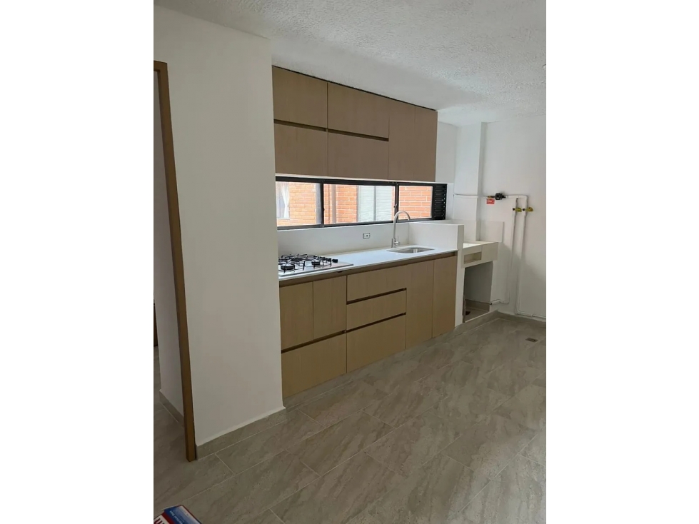 Venta de Apartamento empezando la Loma del escobero-Envigado