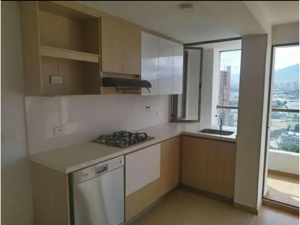 VENTA DE APARTAMENTO DE 67m2 EN SABANETA - PAN DE AZUCAR — foto 2