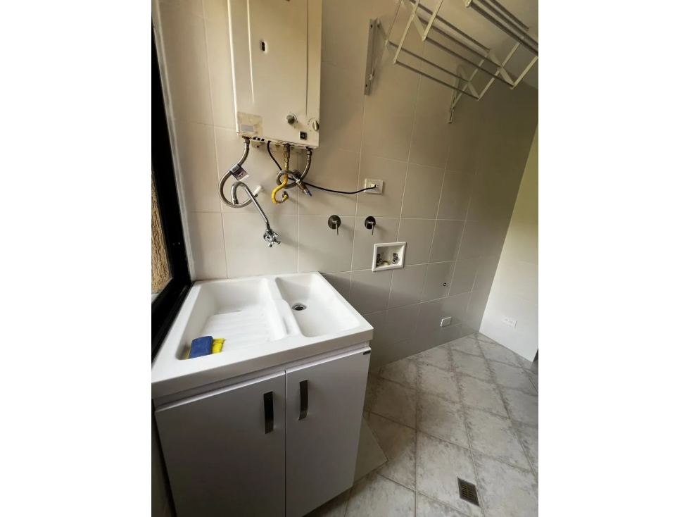 APARTAMENTO EN LAURELES SANTA TERESITA — foto 4