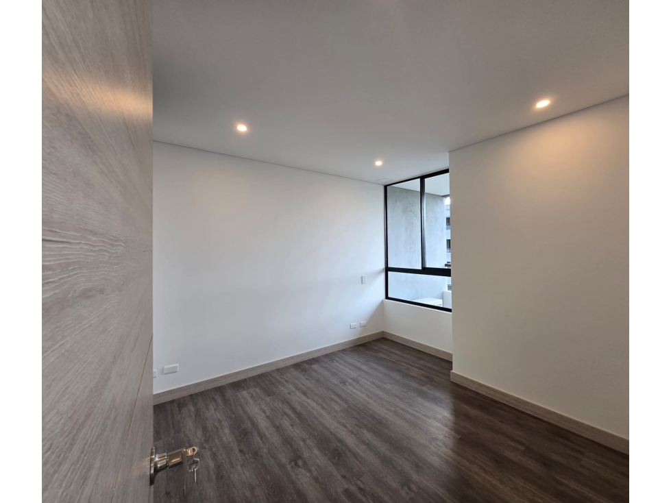 VENTA DE APARTAMENTO FLATS EN EL POBLADO EN FLATS VIA LINARES — foto 5