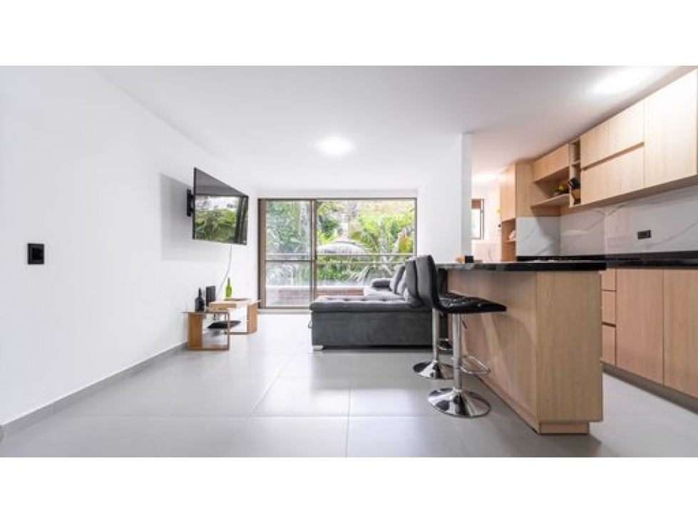 APARTAMENTO REMODELADO EN VENTA SECTOR LINARES, CERCA DE EL TESORO — foto 5
