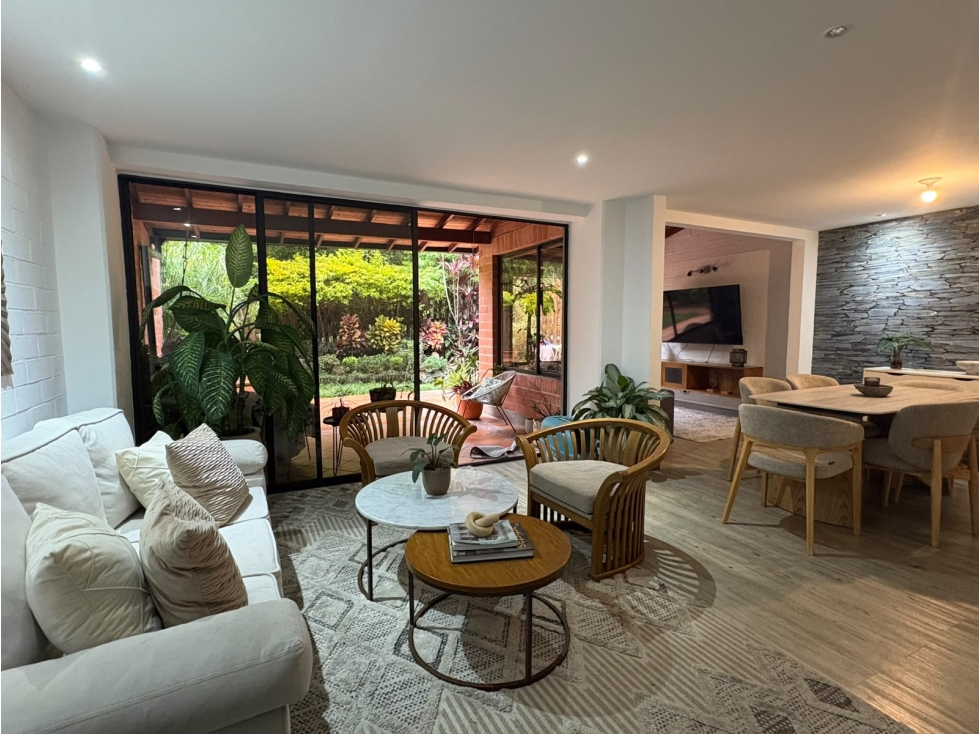 Casa para renta, Loma del Chocho, Envigado