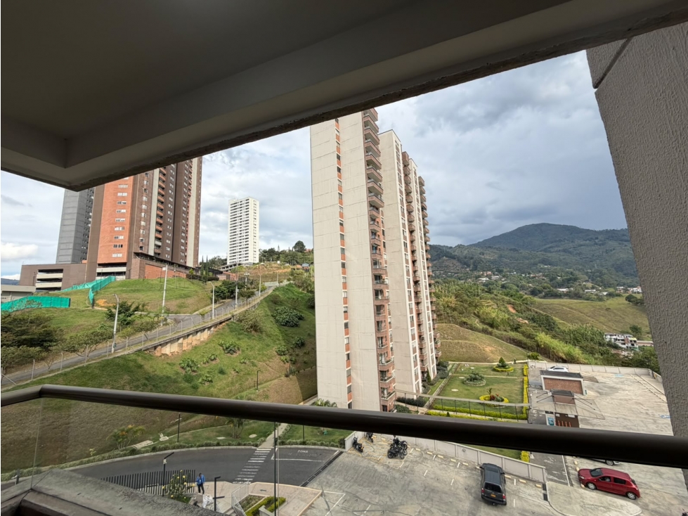 APARTAMENTO PARA LA VENTA EN SABANETA SECTOR LAS LOMITAS — foto 2