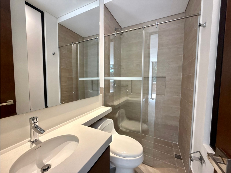 Apartamento en renta El Poblado entre Los Balsos y San Lucas — foto 2