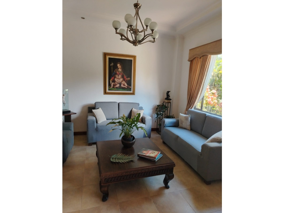 EN VENTA HERMOSA CASA EN SABANETA, LOS ALCÁZARES — foto 4