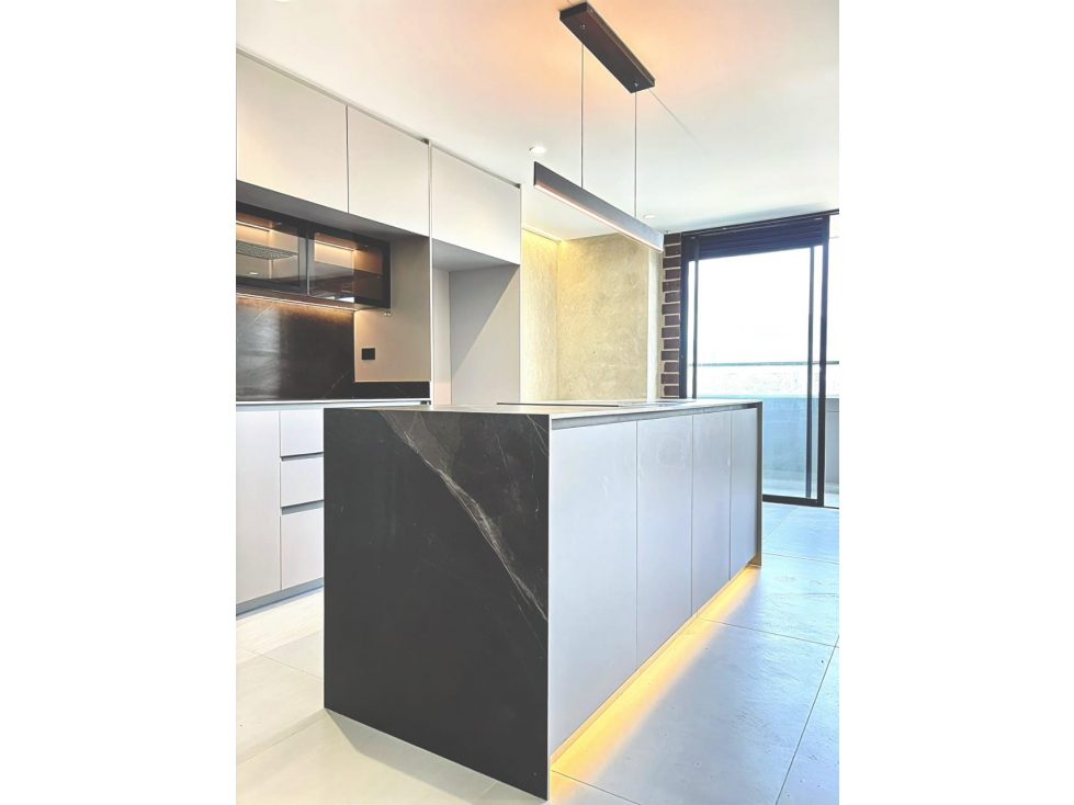 Se Vende Hermoso Apartamento en Sabaneta Zona Plana 65 mts Domotizado