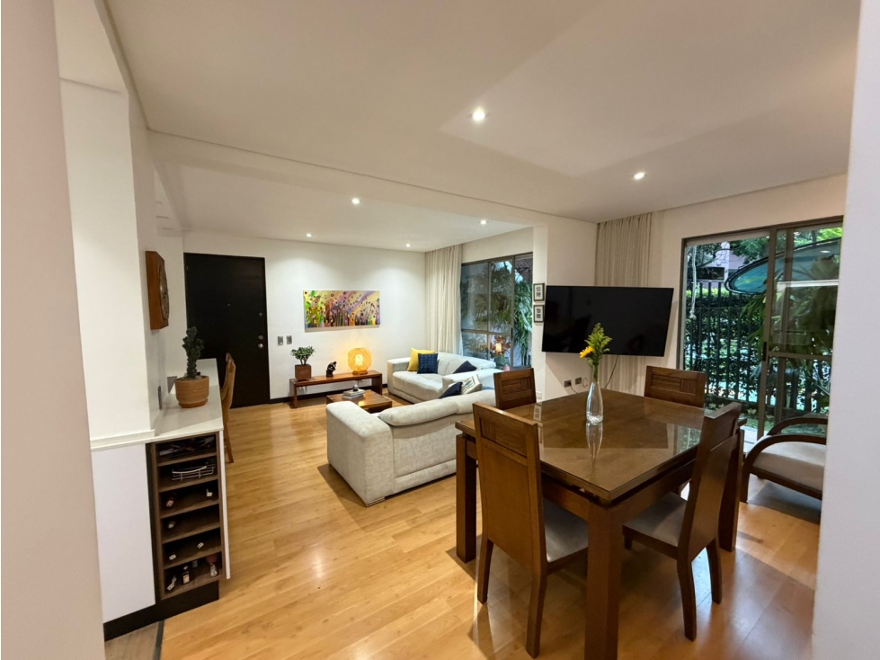 LV Apartamento en Venta Loma de los Bernal — foto 2