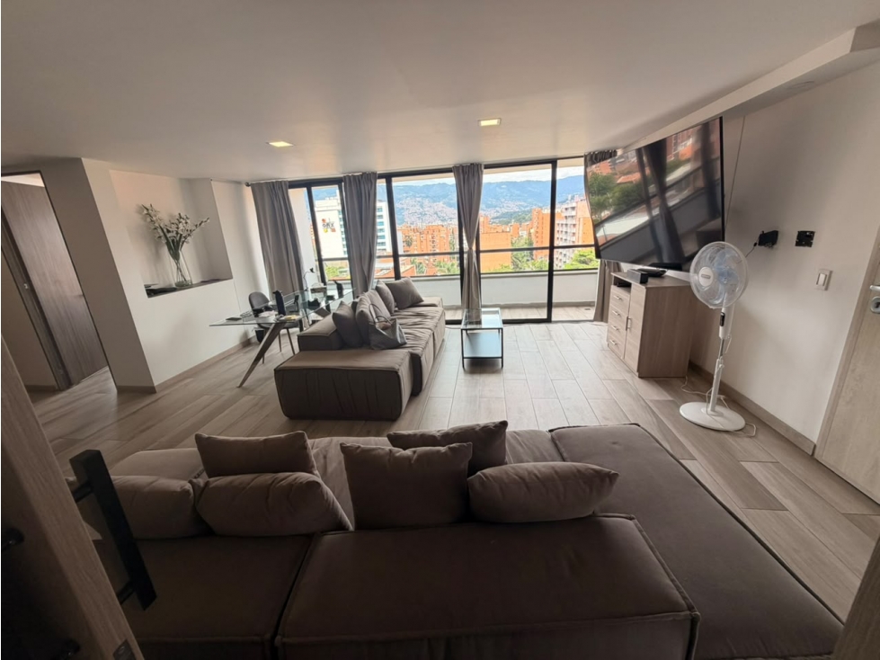 LVC Penthouse Triplex en Venta Laureles — foto 5