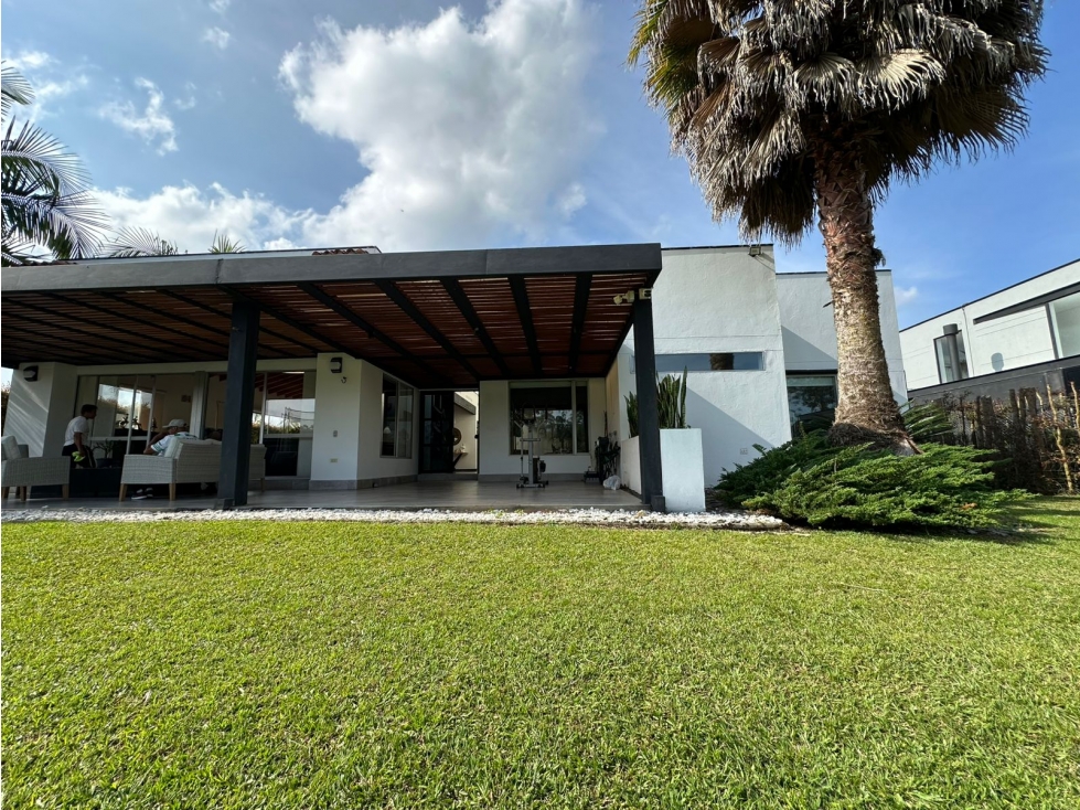 CASA CAMPESTRE DE 9.5 CUADRAS EN VENTA EN FREDONIA - 1