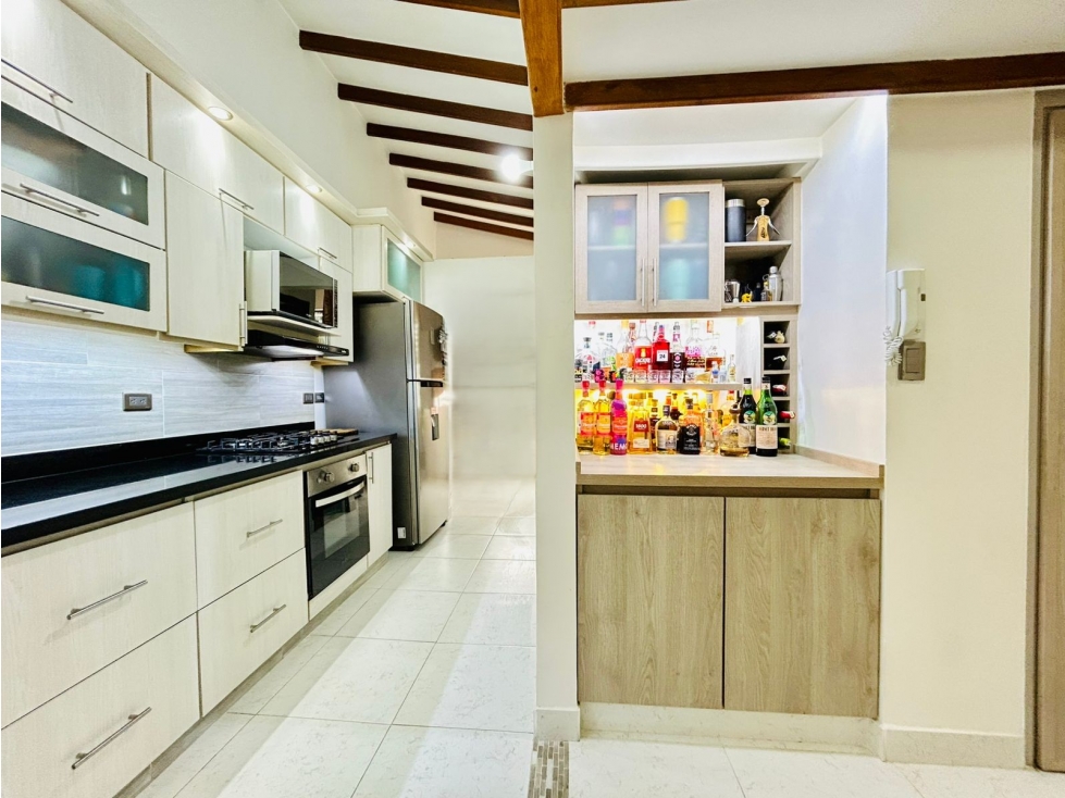 VENTA DE APARTAMENTO REMODELADO- LOS ANGELES CENTRO DE MEDELLÍN — foto 4