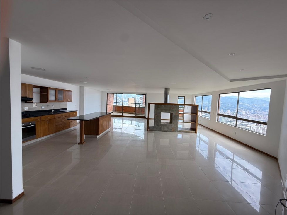 VENTA DE APARTAMENTO DUPLEX DE 269m2 EN SABANETA - LAS LOMITAS