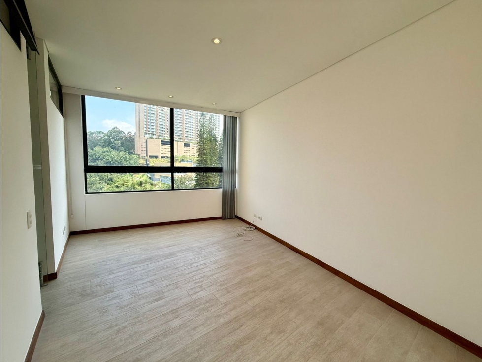 Apartamento en renta El Poblado entre Los Balsos y San Lucas — foto 3