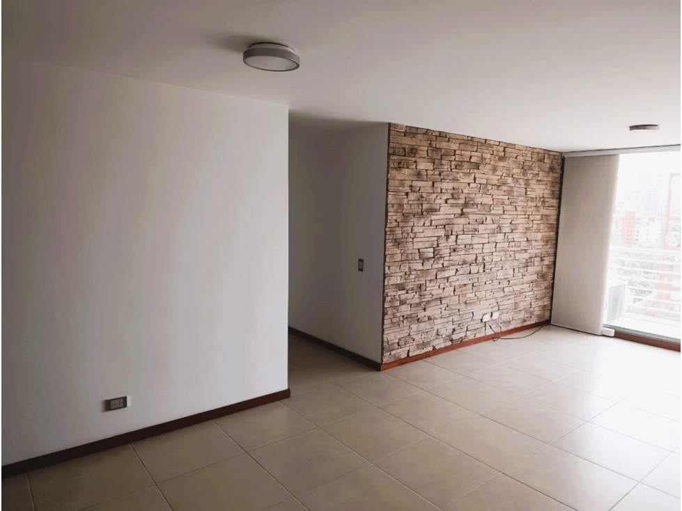 VENTA DE APARTAMENTO EN EL POBLADO SECTOR CASTROPOL — foto 3