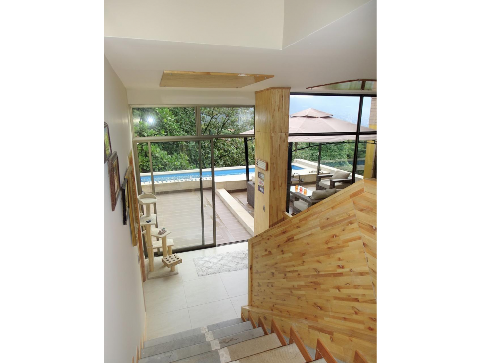 VENDO ESPECTACULAR CASA EN ENVIGADO, LOMA DEL ESCOBERO — foto 4