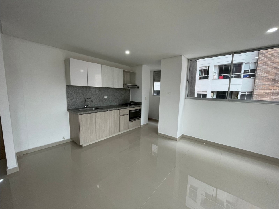 APARTAMENTO DE 80M2 EN VENTA EN SABANETA - POR LA ALCALDIA — foto 3