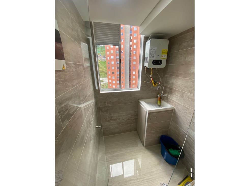 ESPECTACULAR APARTAMENTO MODERNO EN VENTA - CALAZANZ — foto 6