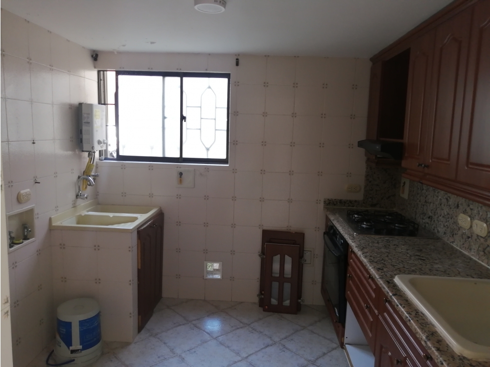 VENDO APTO EN GRAN AVENIDA-BELLO-PISO 1 UNIDAD-PARQUEADERO COMÚN — foto 6