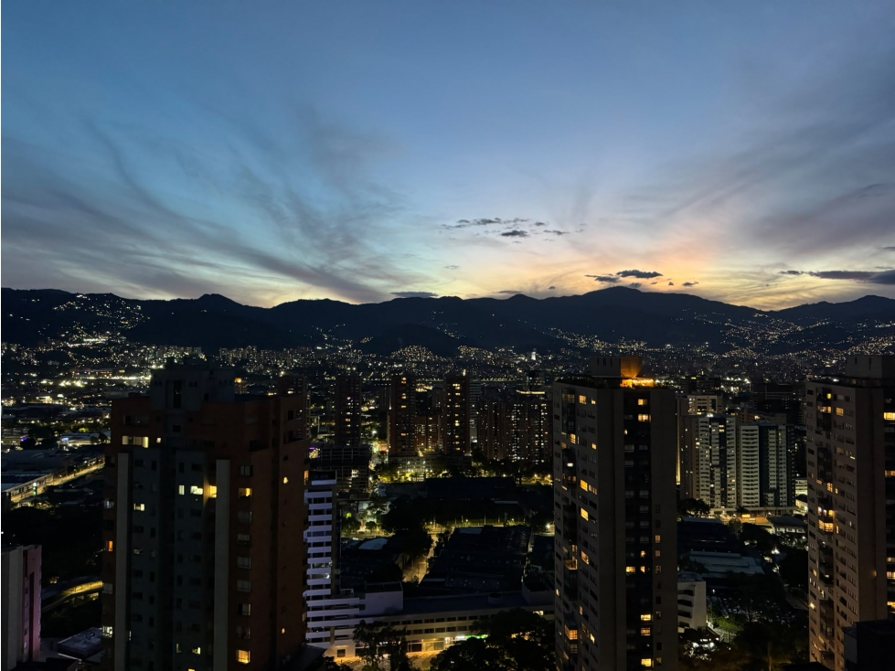 Venta - Apartamento con vista panorámica, Castropol. — foto 3