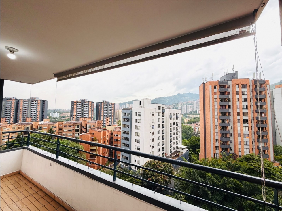 Venta apartamento 77 m2 Belén Loma de los Bernal — foto 2