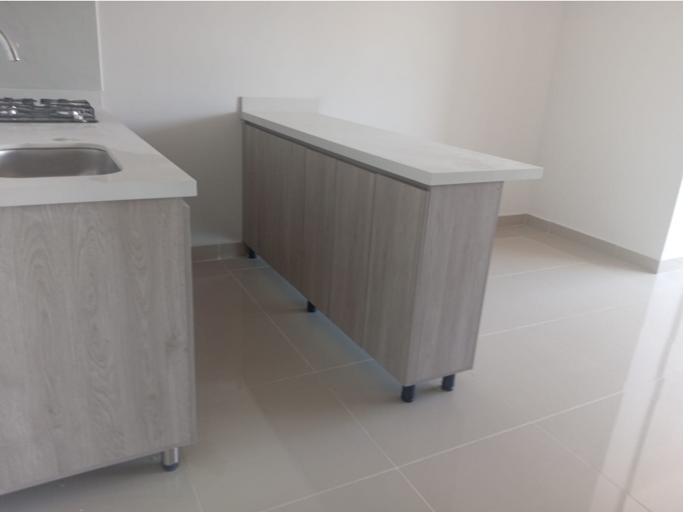 APARTAESTUDIO CON PARQUEADERO EN VENTA EN SABANETA - CALLE LARGA — foto 5
