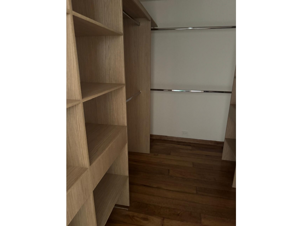 VENTA DE APARTAMENTO EN EL POBLADO SECTOR MILLA DE ORO — foto 6