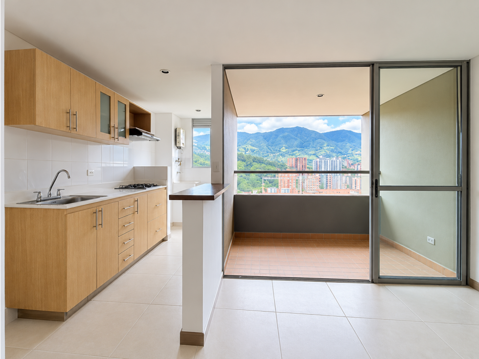 VENTA DE APARTAMENTO EN SABANETA LOMA SAN JOSÉ — foto 2