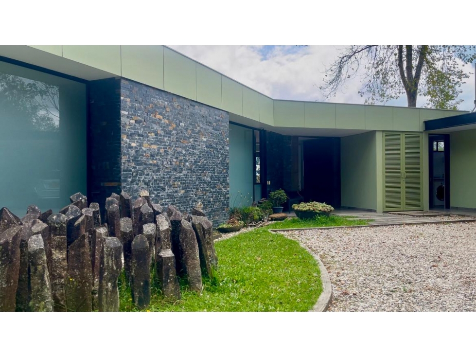 VENTA FINCA DE 8.500 M2 EN PARCELACIÓN PUENTE PELAEZ (con colega) - 1