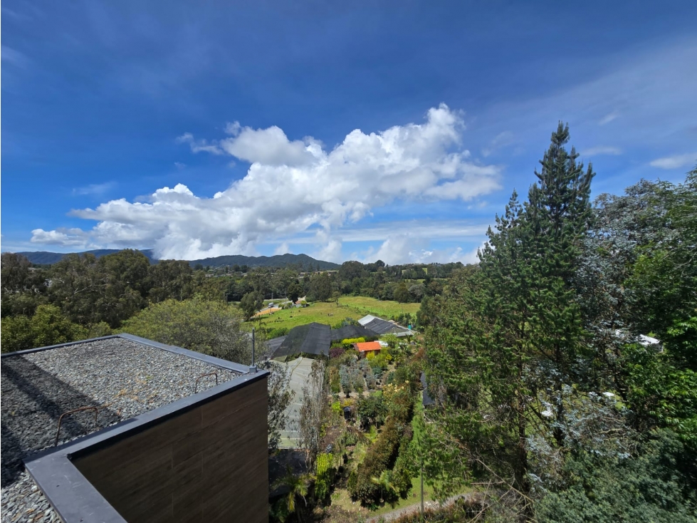 VENTA DUPLEX CON VISTA VERDE EN ALTO DE PALMAS , LICENCIA TURISTICA — foto 3