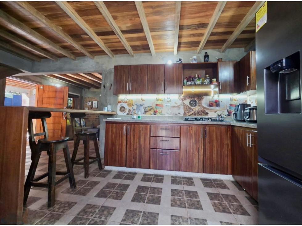 VENTA DE CASA CAMPESTRE EN SANTA ELENA VEREDA EL ROSARIO — foto 5