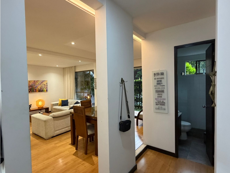 APARTAMENTO PARA LA VENTA EN LOMA DE LOS BERNAL . MEDELLÍN — foto 6