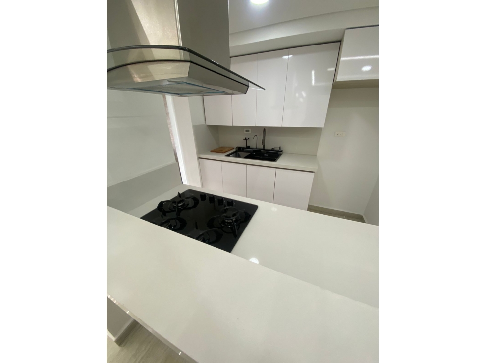 ESPECTACULAR APARTAMENTO MODERNO EN VENTA - CALAZANZ — foto 2