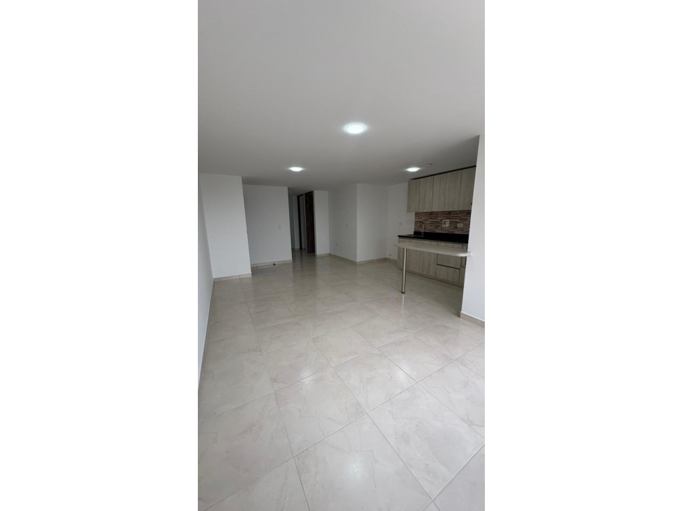 Venta de Apartamento 81m2 con parqueadero en Urbanización, Sabaneta — foto 6