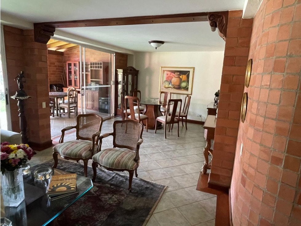 Venta casa de 2 niveles en Envigado Transversal Intermedia — foto 6