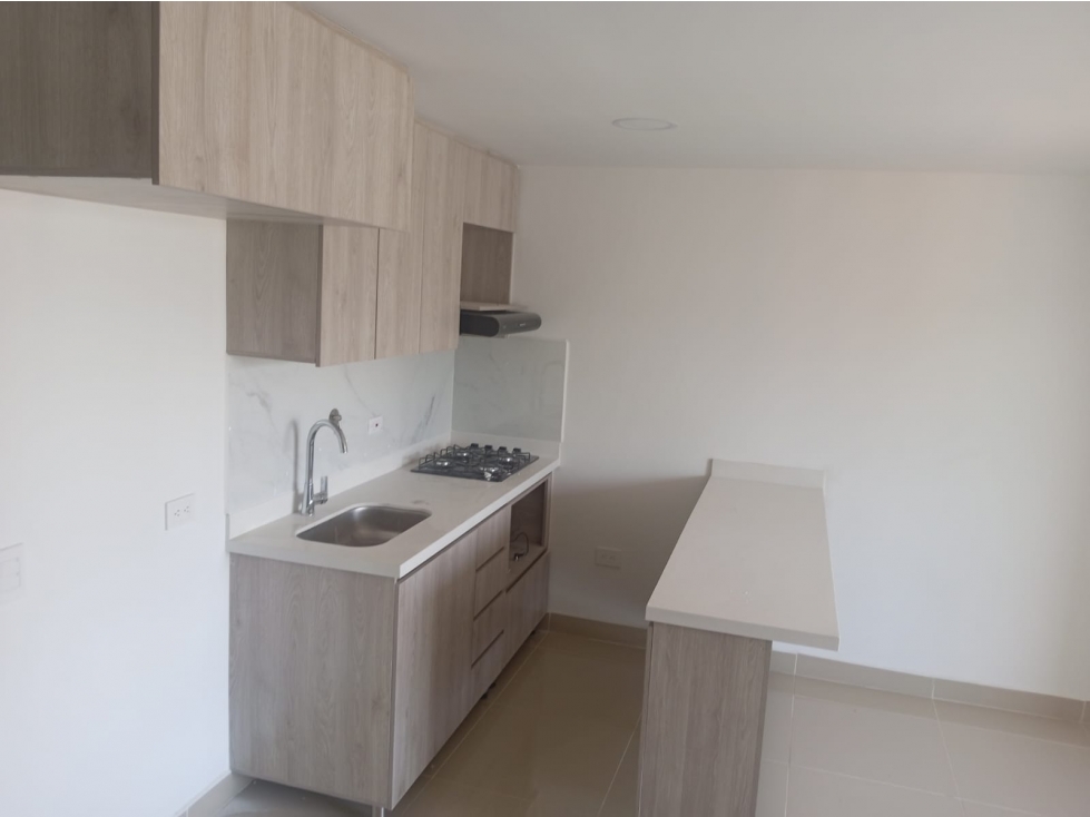 APARTAESTUDIO CON PARQUEADERO EN VENTA EN SABANETA - CALLE LARGA — foto 4