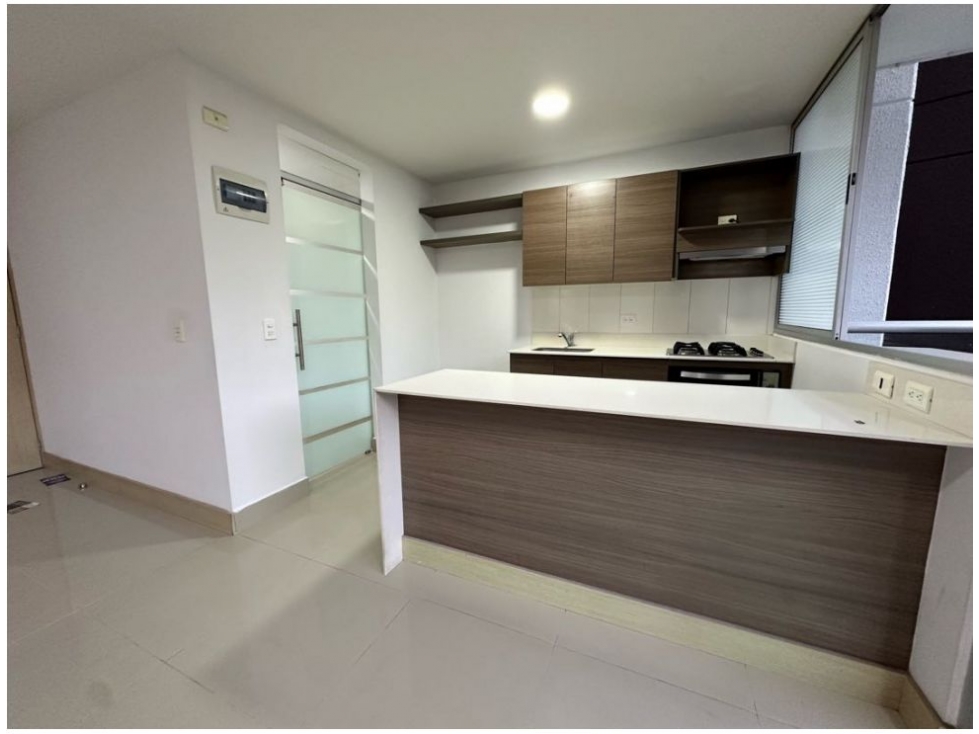 VENTA DE APARTAMENTO MEDELLÍN SECTOR LOMA DEL INDIO — foto 3