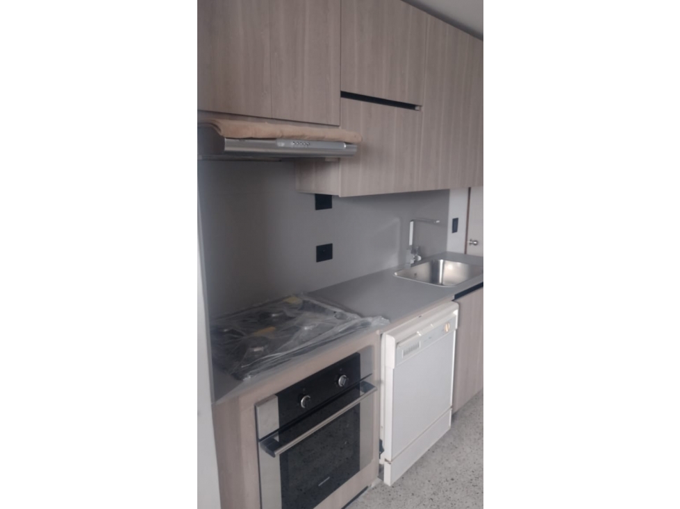 VENTA DE APARTAMENTO EN MEDELLIN SECTOR LAURELES — foto 3