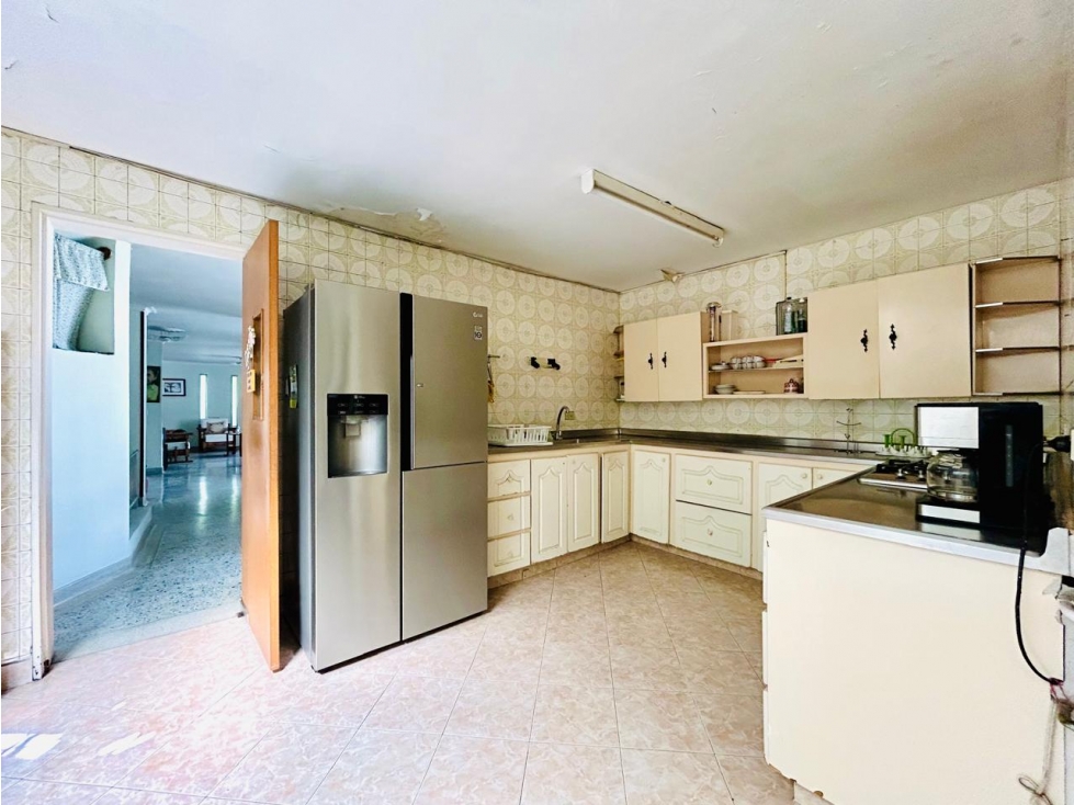 VENTA DE CASA ESQUINERA EN LA SIMÓN BOLIVAR? MEDELLÍN - 5