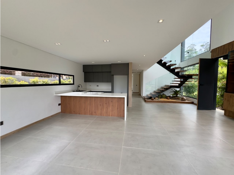Venta de casa para estrenar en Llanogrande, 500 mts — foto 5
